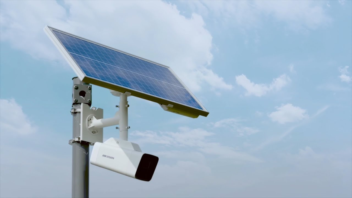 Solar store surveillance cameras